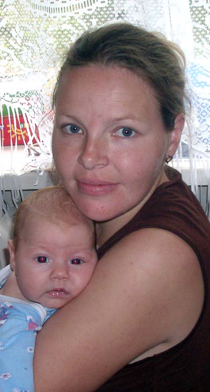 Оля Андреева с сыночком Кирюшей